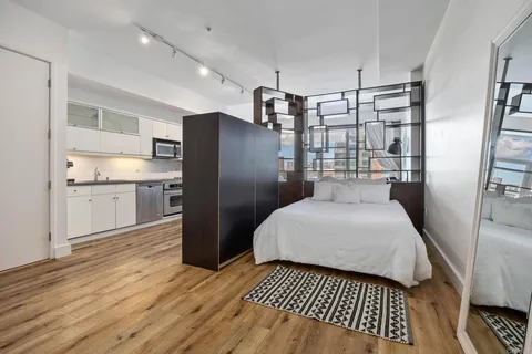 $520,000 | 350 West Ash Street, Unit 603, San Diego, CA 92101