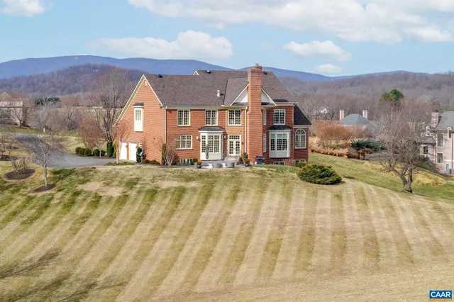 $2,995,000 | 585 Ragged Mountain Drive, Charlottesville, VA 22903