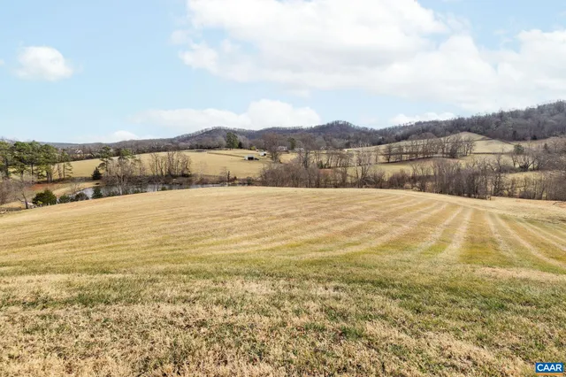 $2,995,000 | 585 Ragged Mountain Drive, Charlottesville, VA 22903