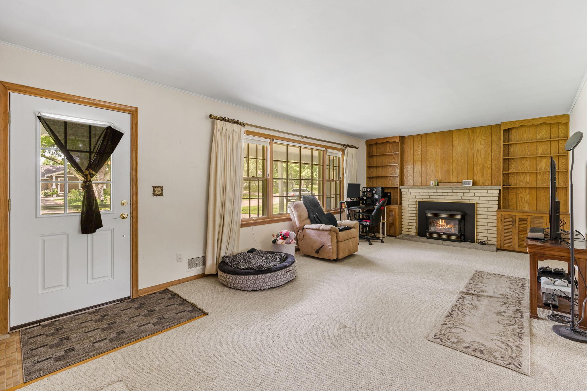 413 Whitegate Lane Wayzata, MN 55391 - Photo 13 of 48