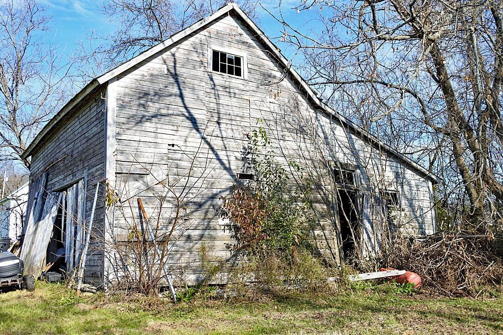 2538 Old Stage Road Benson, VT 05743 - Photo 4 of 40