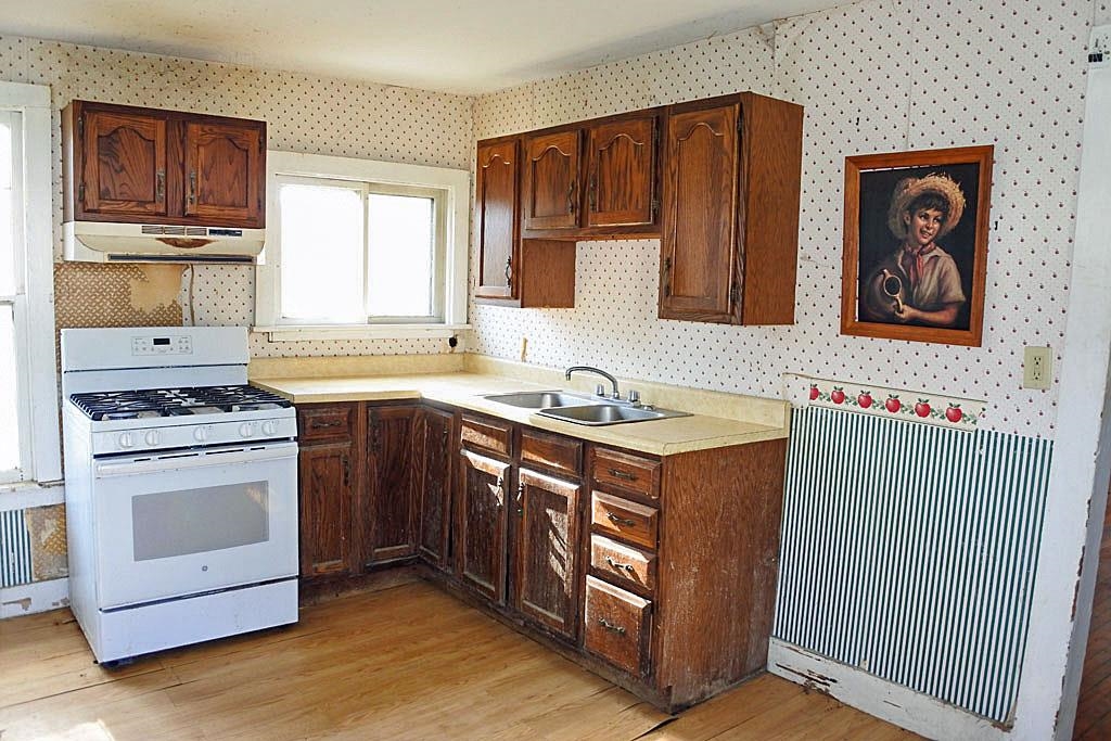 2538 Old Stage Road Benson, VT 05743 - Photo 9 of 40