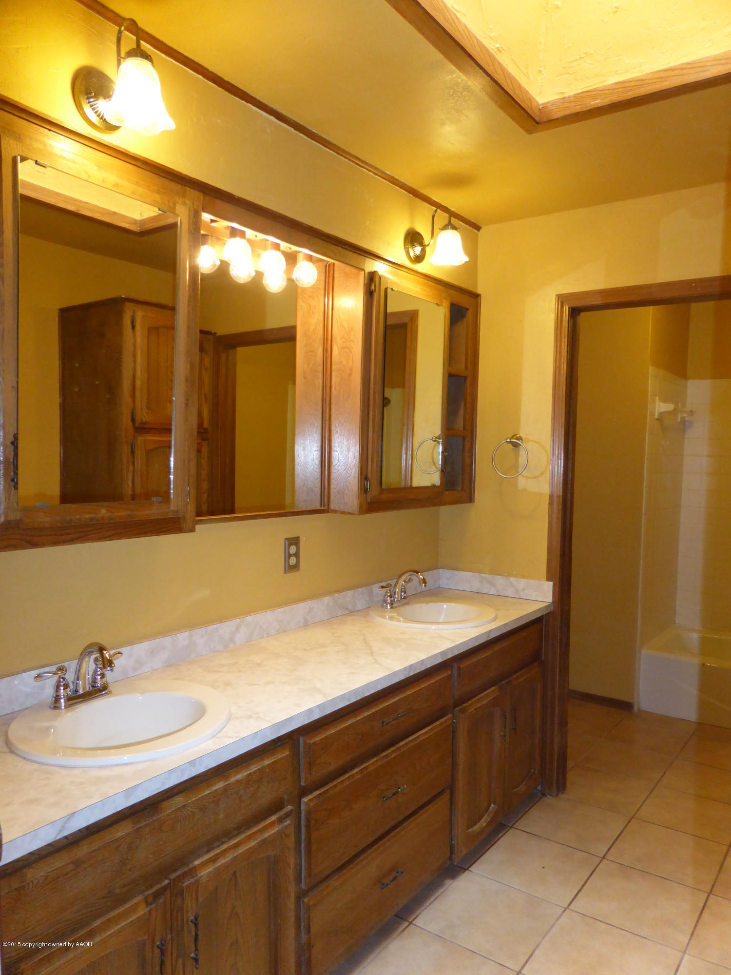 6007 Rutgers Street Amarillo, TX 79109 - Photo 13 of 21 Bath 2