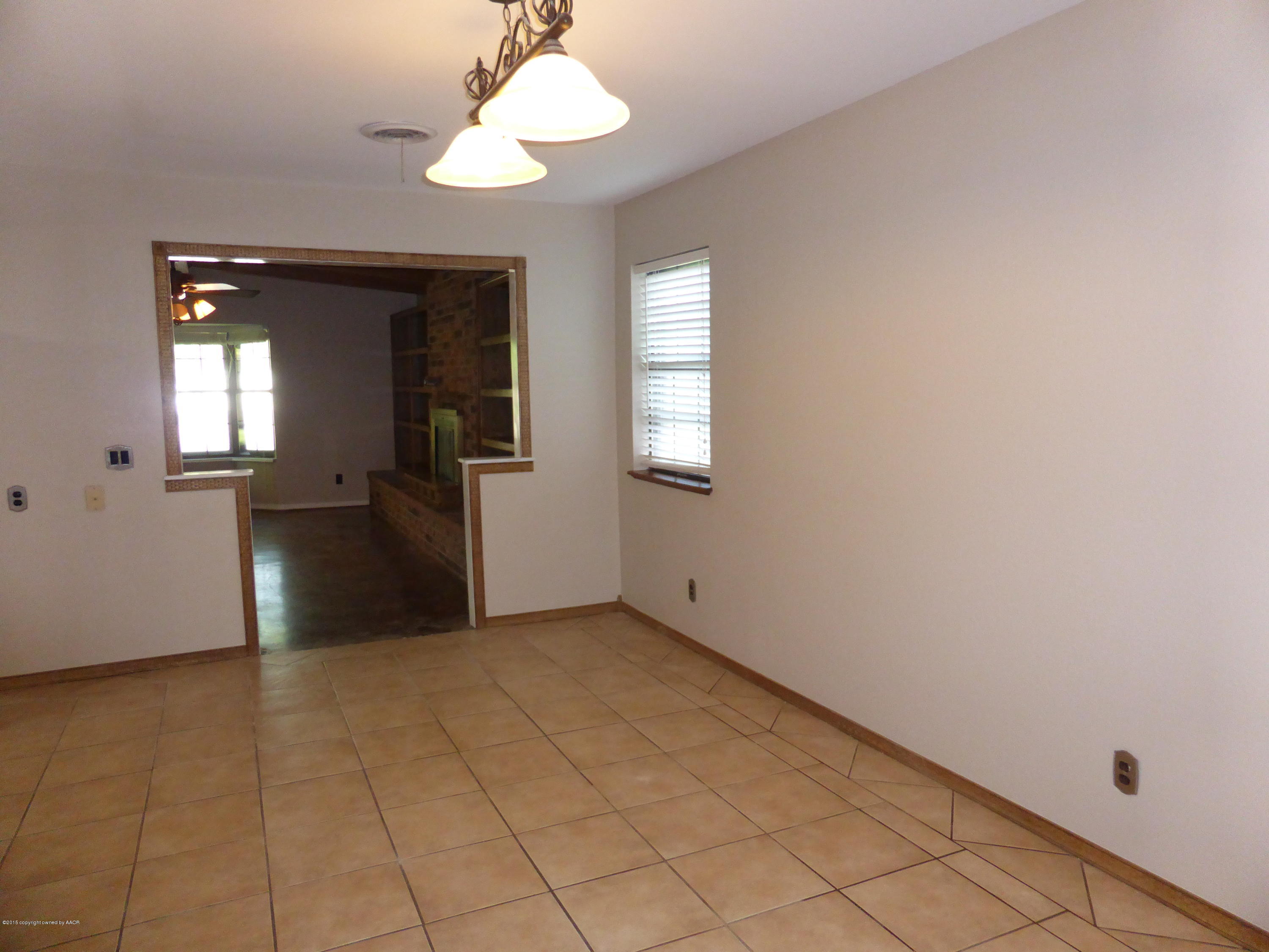 6007 Rutgers Street Amarillo, TX 79109 - Photo 9 of 21 027
