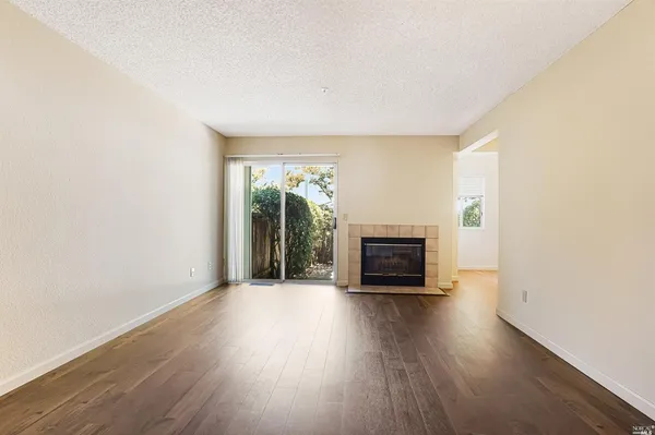 $3,275 | 7 Meridian Circle, Rohnert Park, CA 94928