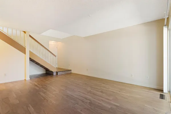 $3,275 | 7 Meridian Circle, Rohnert Park, CA 94928