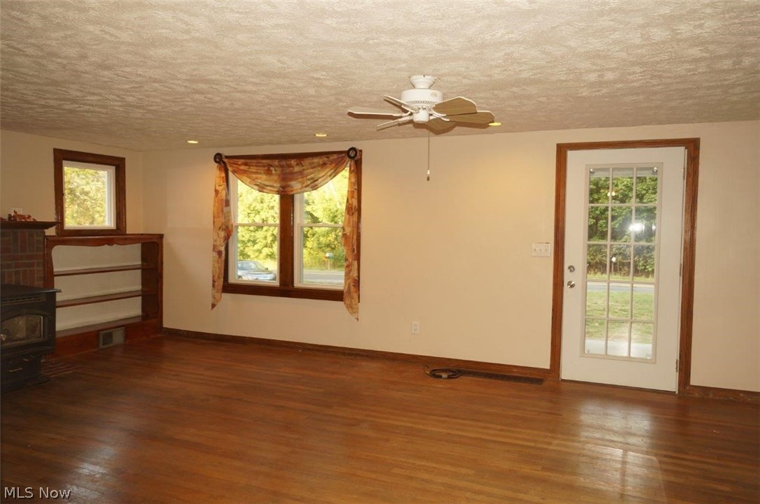 3395 Ranfield Road Kent, OH 44240 - Photo 6 of 28 Gallery Image 6