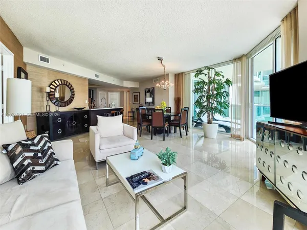 $6,500 | 150 Sunny Isles Boulevard, Unit 11204, Sunny Isles Beach, FL 33160