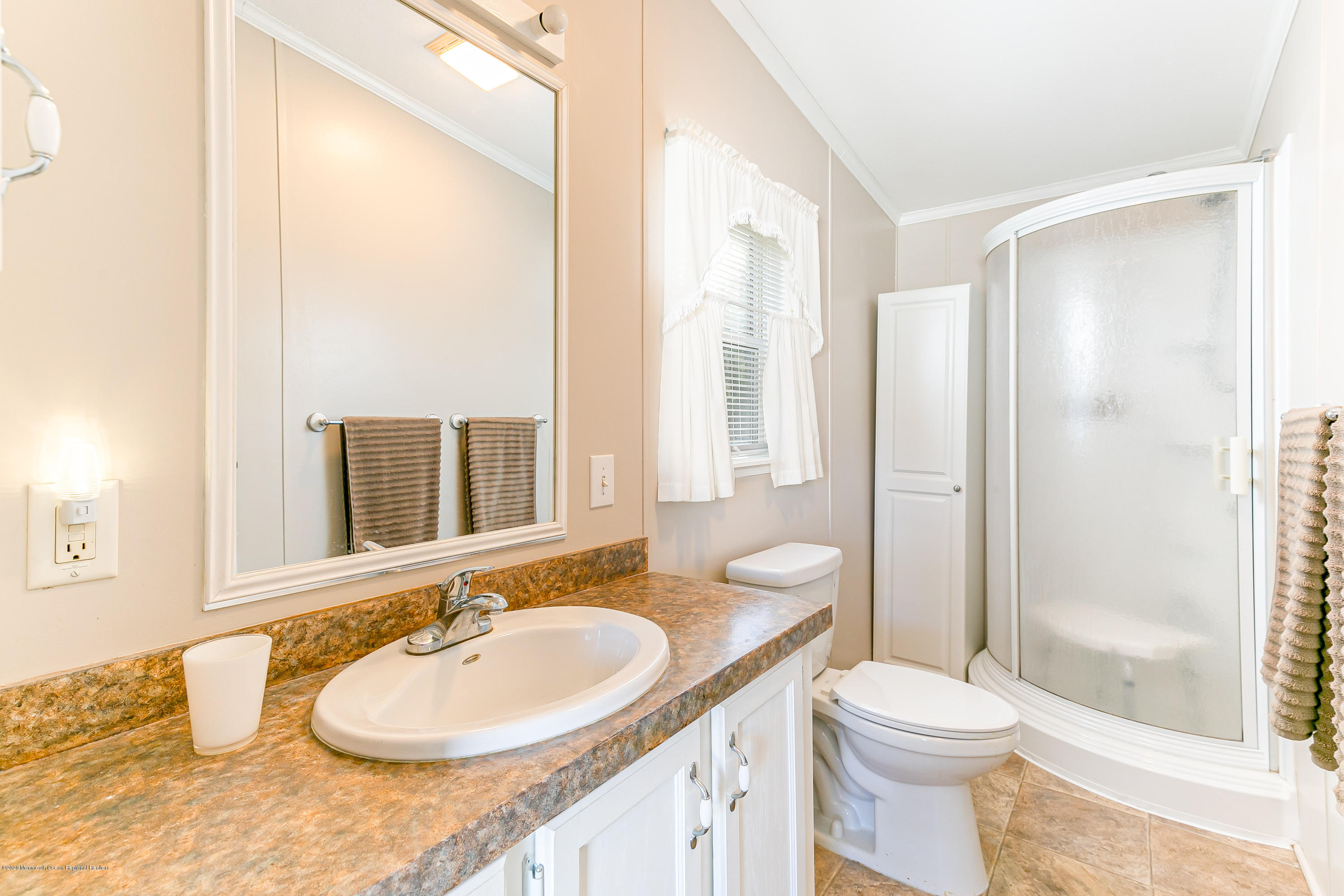 46 Pine Ridge Boulevard Whiting, NJ 08759 - Photo 13 of 23 Master Bath
