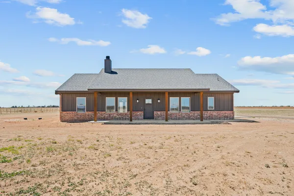 $330,000 | 17008 County Road 3100, Slaton, TX 79364
