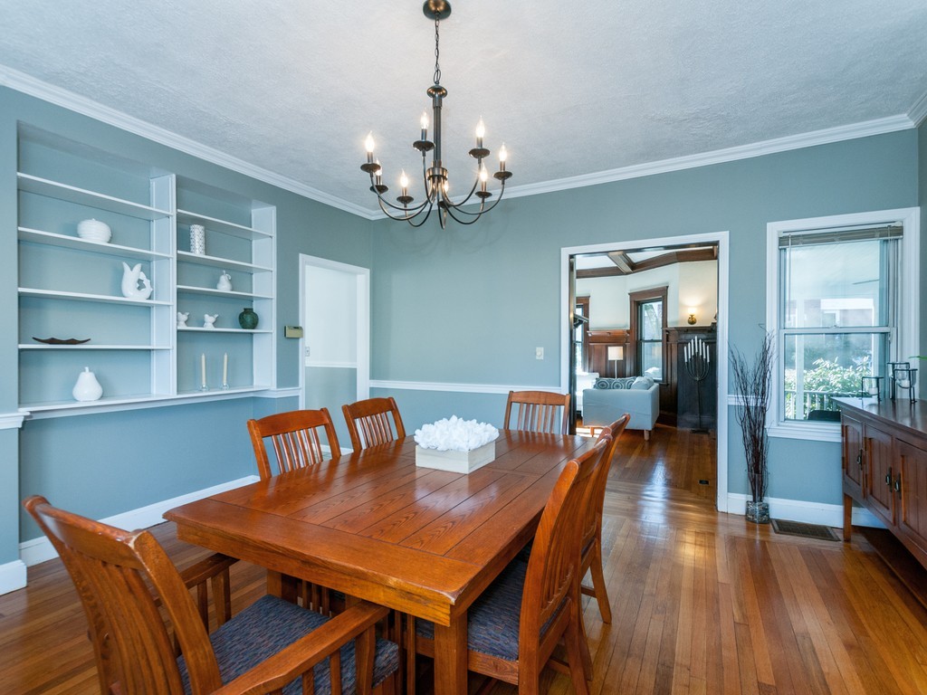 112 Langley Road Newton, MA 02459 - Photo 8 of 30