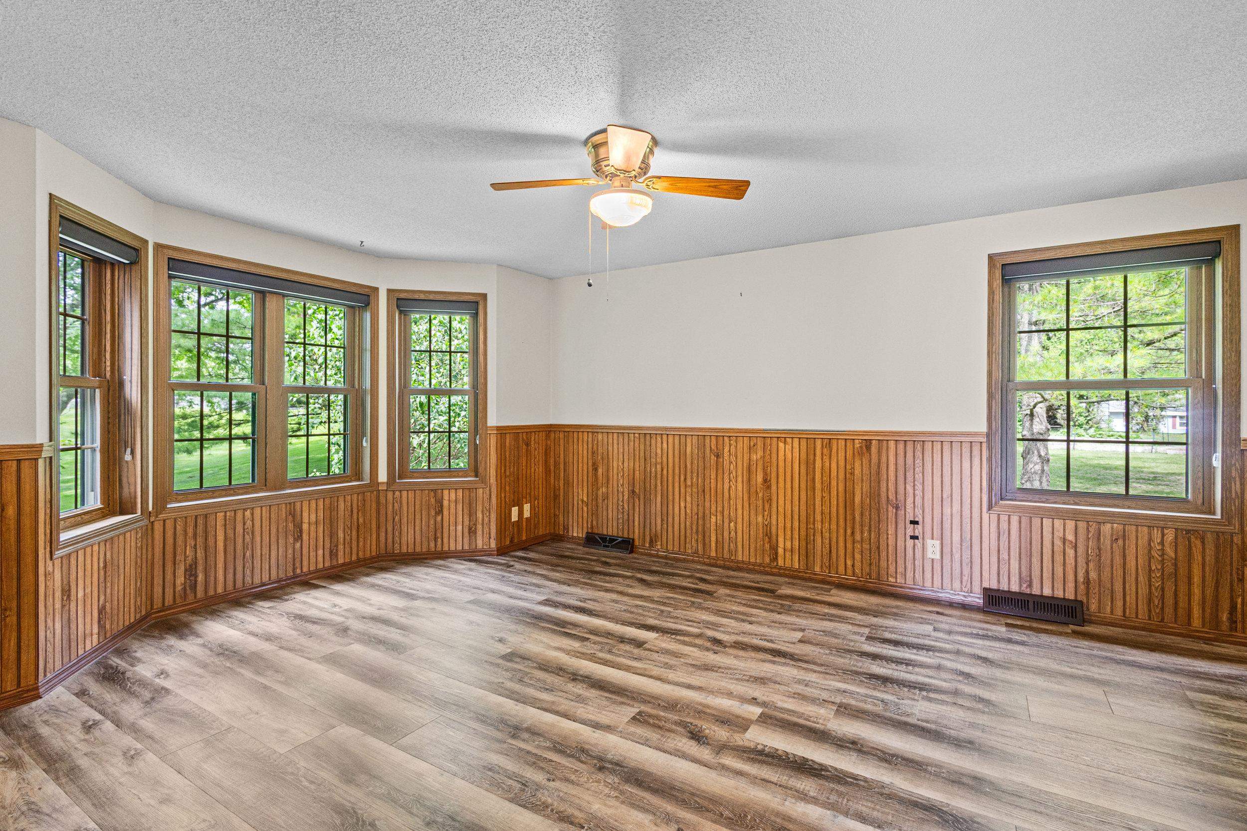 2555 Brown Deer Road Stoughton, WI 53589 - Photo 16 of 41