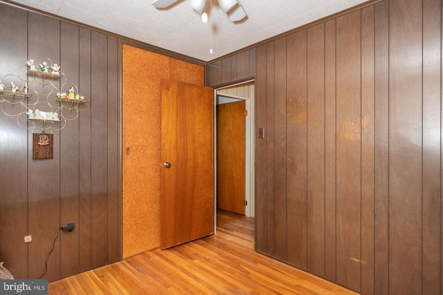 691 North Lewis Road Royersford, PA 19468 - Photo 9 of 21 a view of a bathroom with a shower
