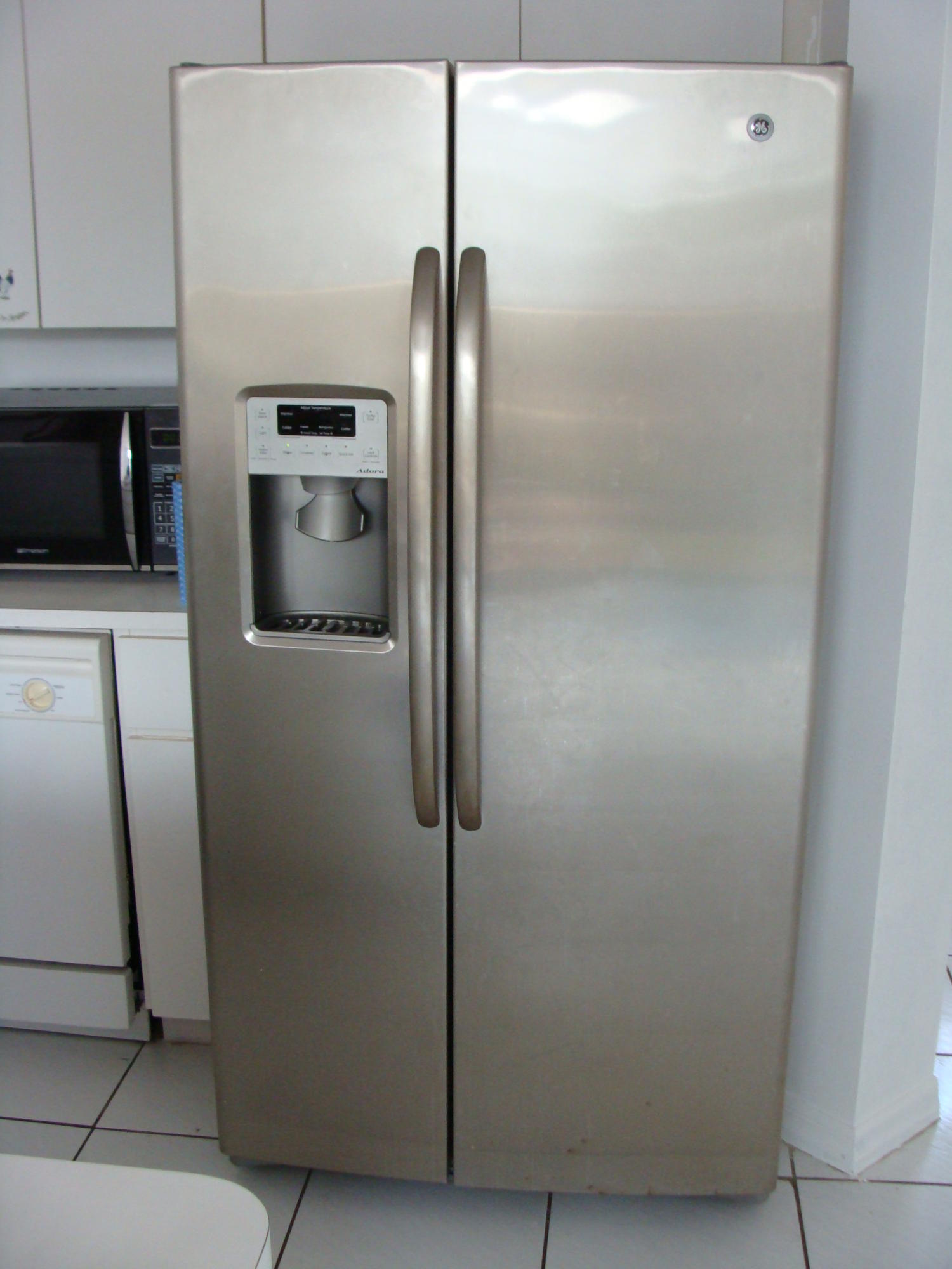8733 Southwest 158th Place Miami, FL 33193 - Photo 6 of 12 DSC00870
