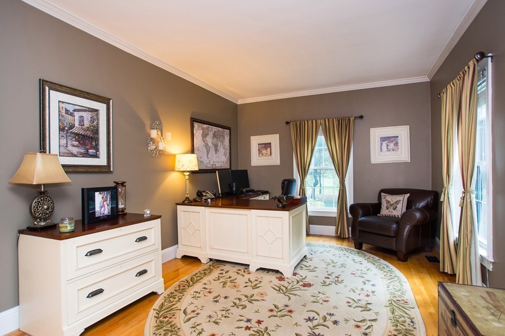 38 Huckleberry Road Hopkinton, MA 01748 - Photo 6 of 30 Gallery Image 6