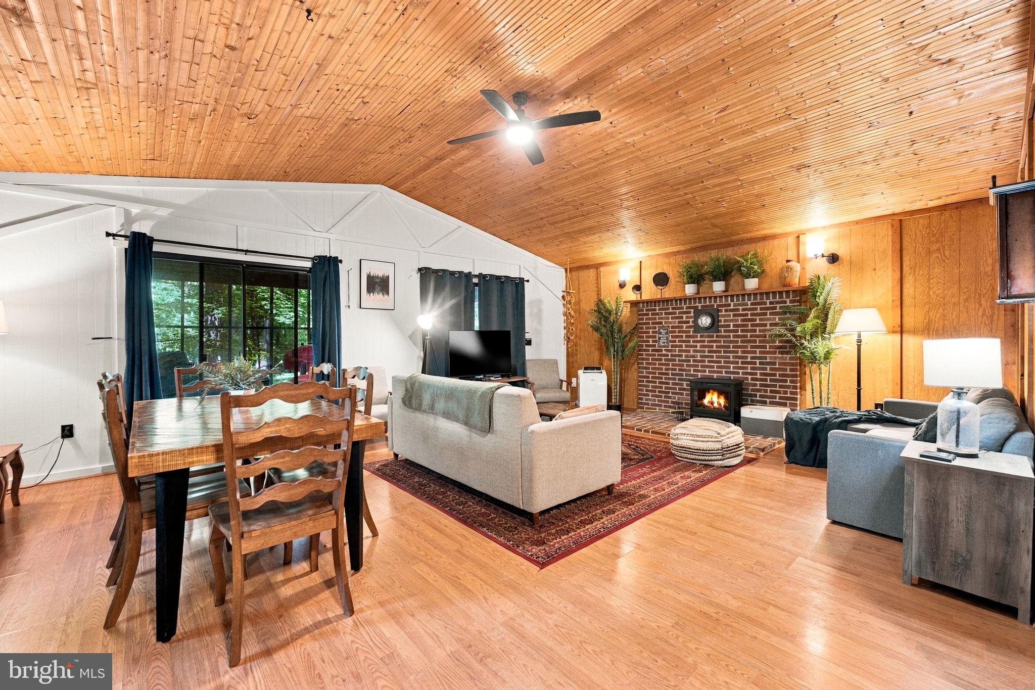 356 Razor Back Road Great Cacapon, WV 25422 - Photo 7 of 51 Gallery Image 7