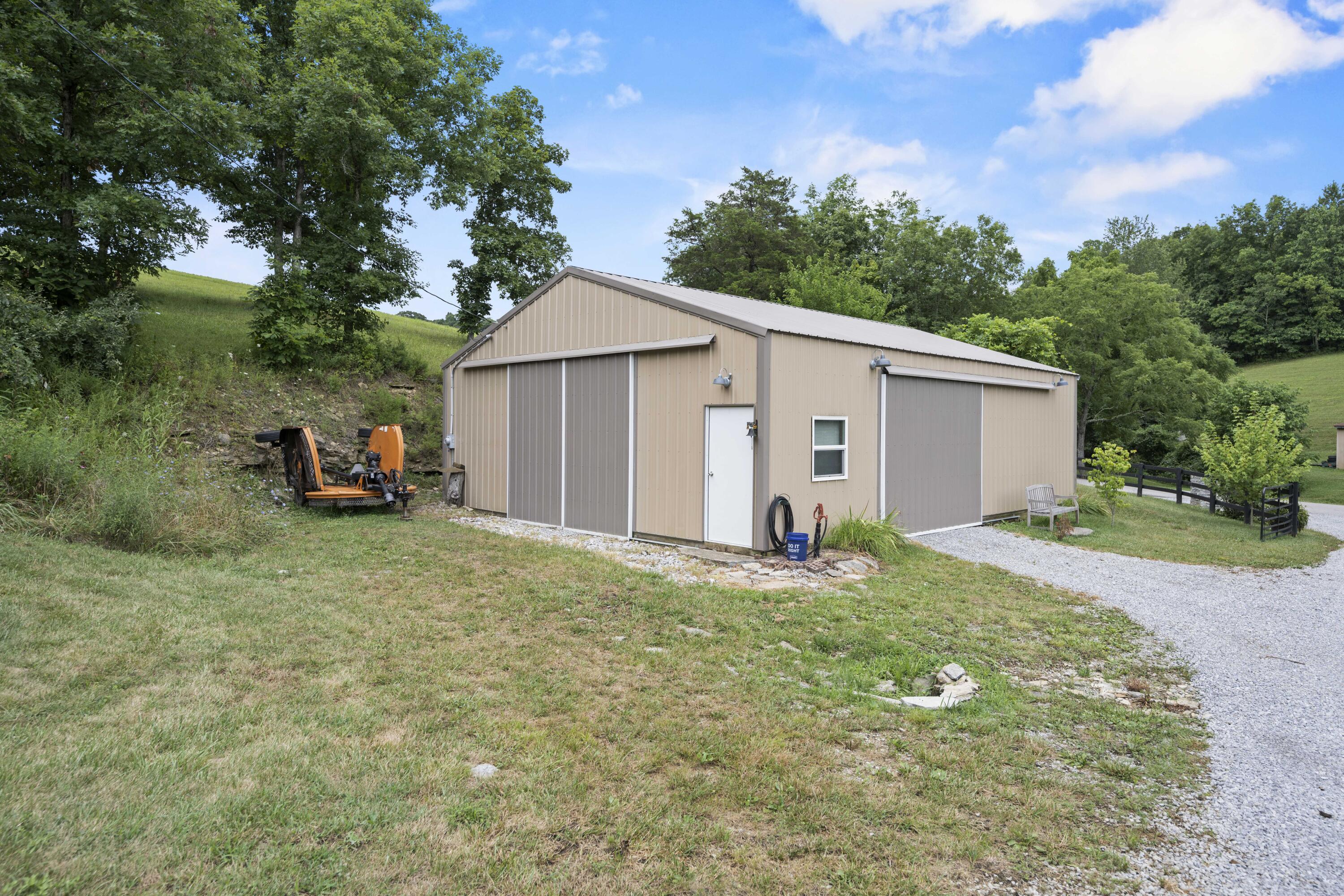 352 Suterville Road Stamping Ground, KY 40379 - Photo 38 of 61 20250714-352-Suterville-Rd-fh-002