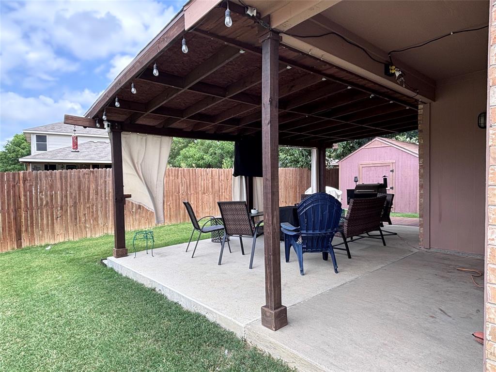 700 Hummingbird Trail Saginaw, TX 76131 - Photo 37 of 40