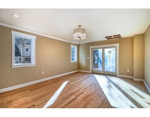 77 Oriole Road Westwood, MA 02090 - Photo 3 of 13 Gallery Image 3