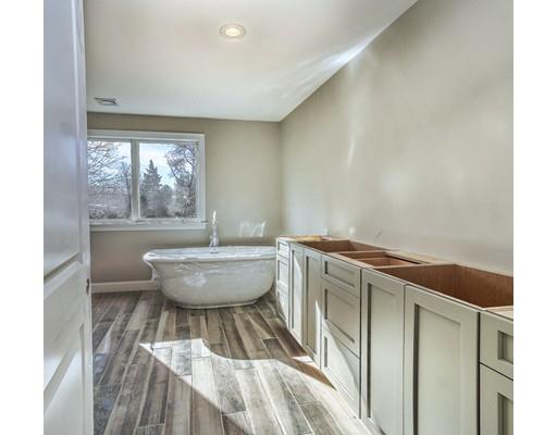 77 Oriole Road Westwood, MA 02090 - Photo 8 of 13 Gallery Image 8