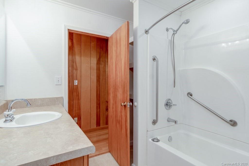 146 Allison Cove Road Sylva, NC 28779 - Photo 13 of 32 Gallery Image 13