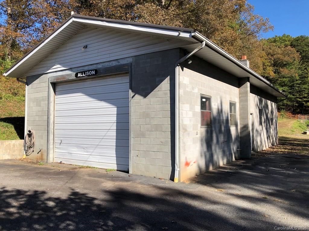 146 Allison Cove Road Sylva, NC 28779 - Photo 4 of 32 Gallery Image 4