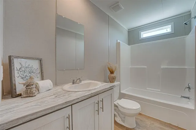 $299,999 | 3060 Cochise Drive, Ferris, TX 75125