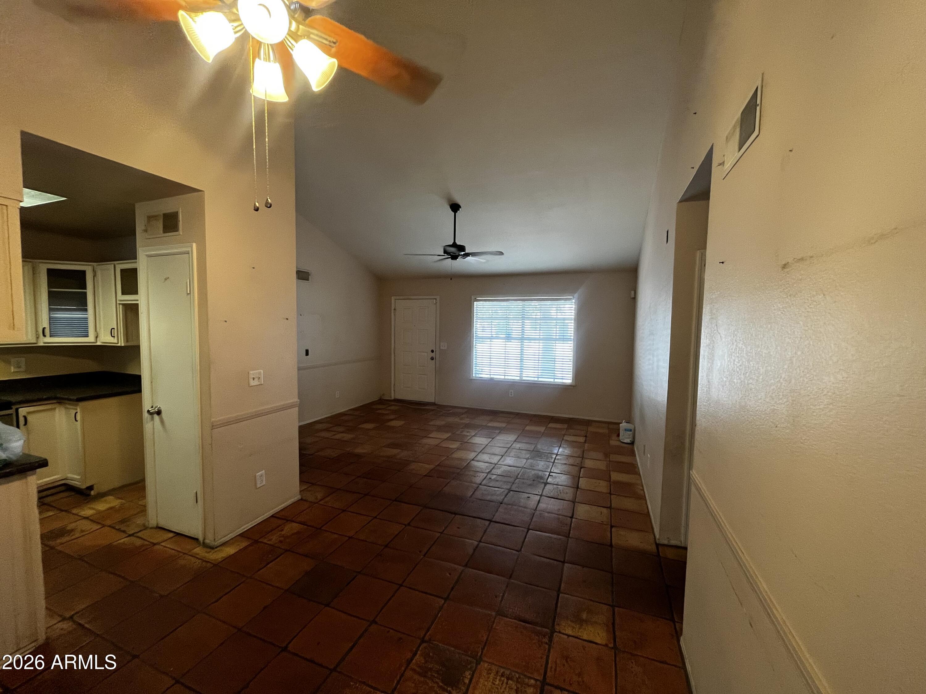 5922 West Hearn Road Glendale, AZ 85306 - Photo 23 of 45 IMG_3144
