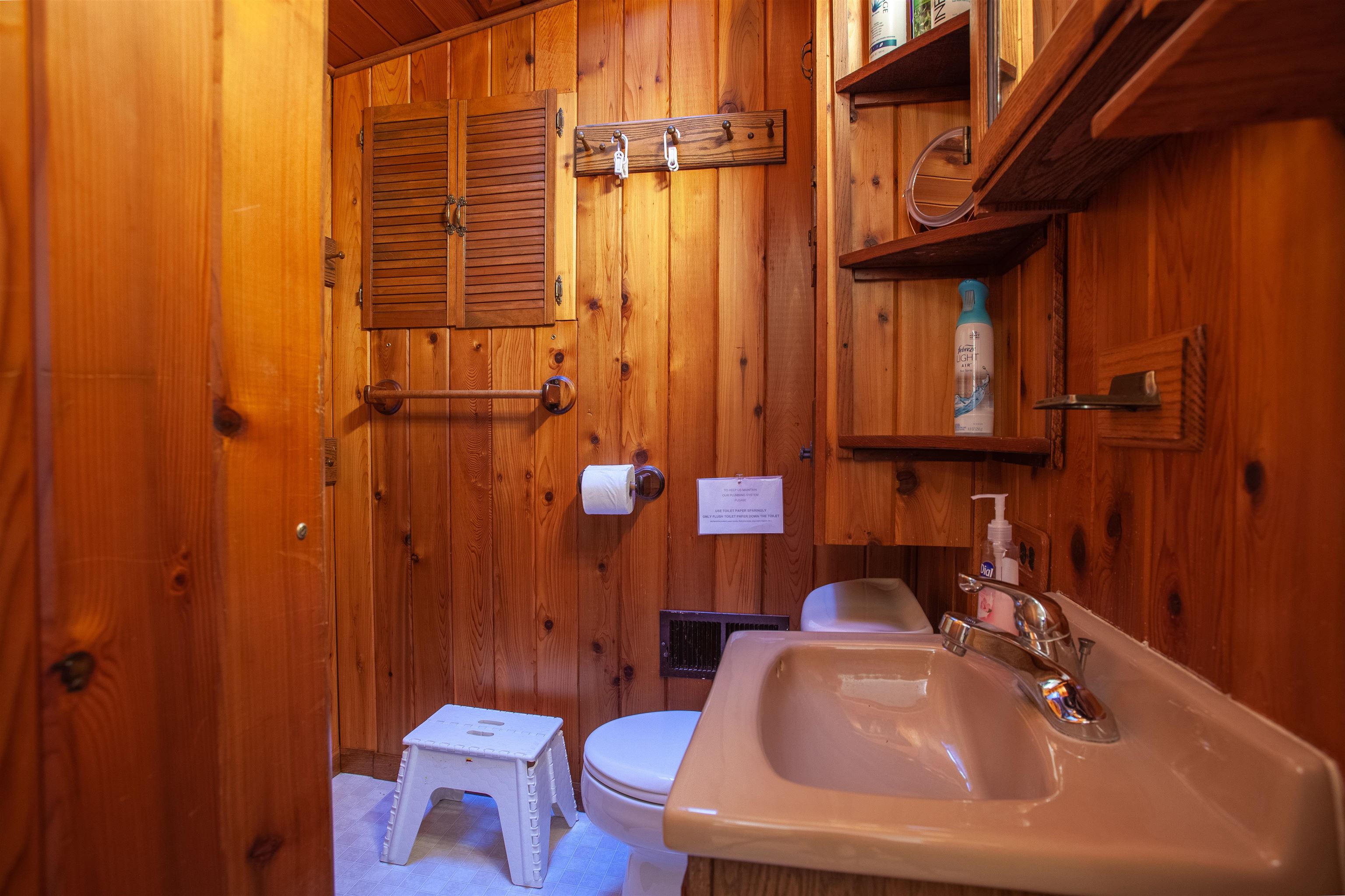 274 Bass Lake Road Traverse City, MI 49685 - Photo 22 of 33 1904686-21.JPG