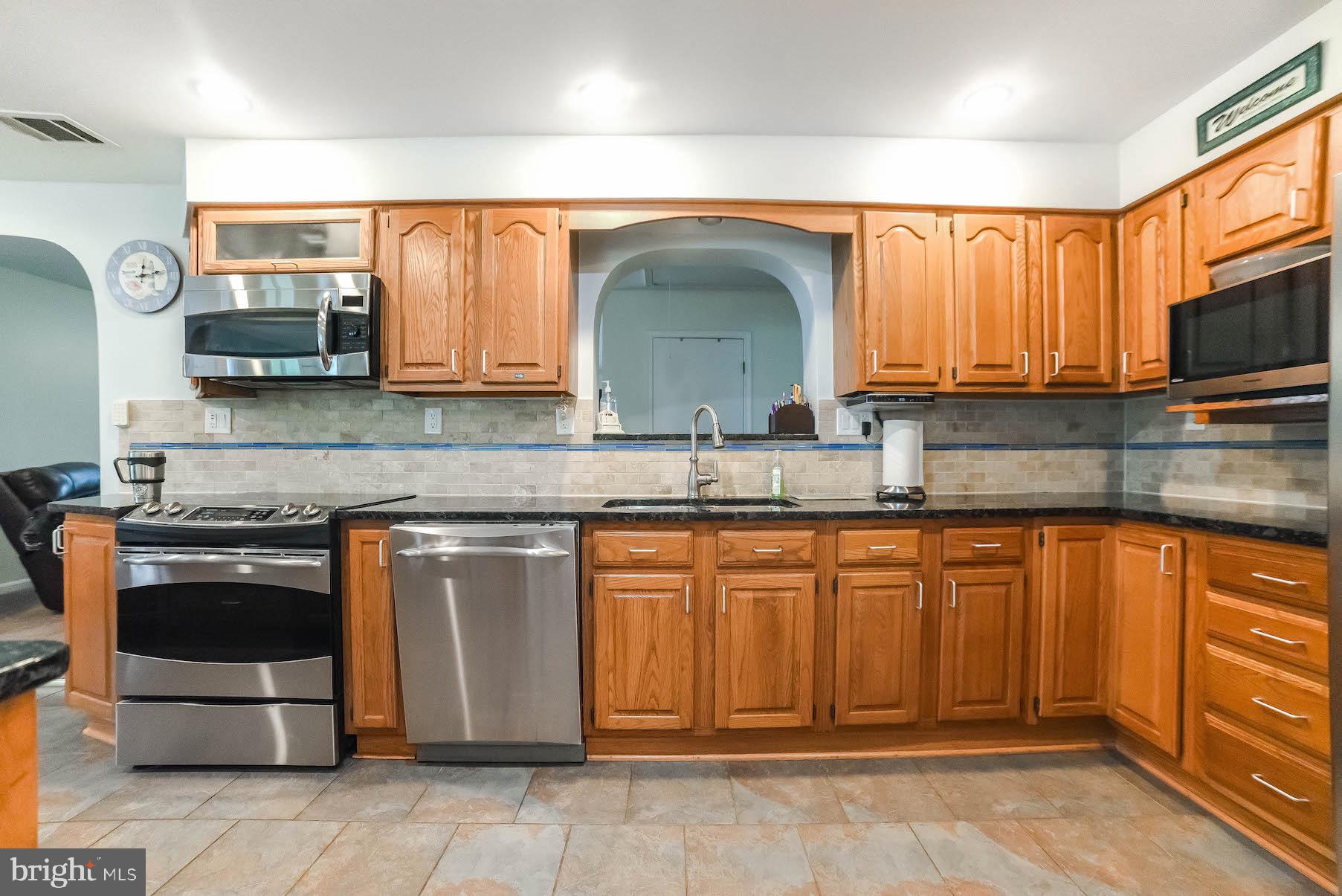15516 Livingston Road Accokeek, MD 20607 - Photo 7 of 33