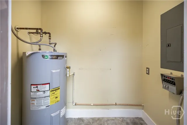 $258,000 | 5 Hidden Lake Court, Savannah, GA 31419