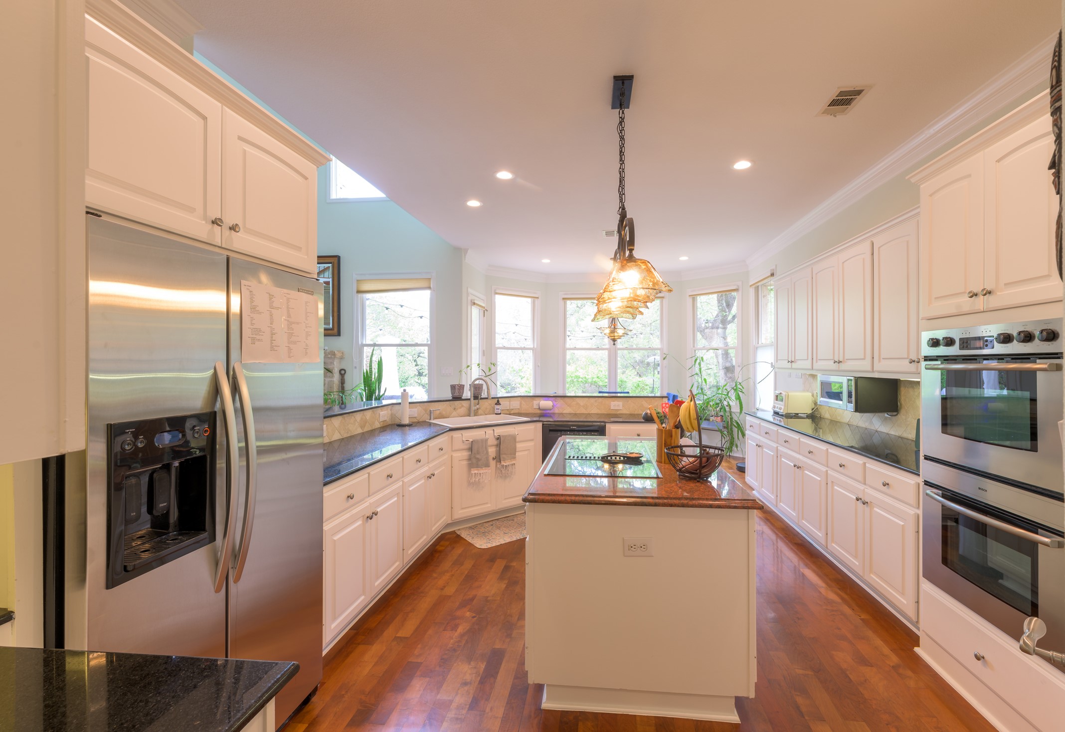 2013 Rue De St Tropez Austin, TX 78746 - Photo 11 of 34