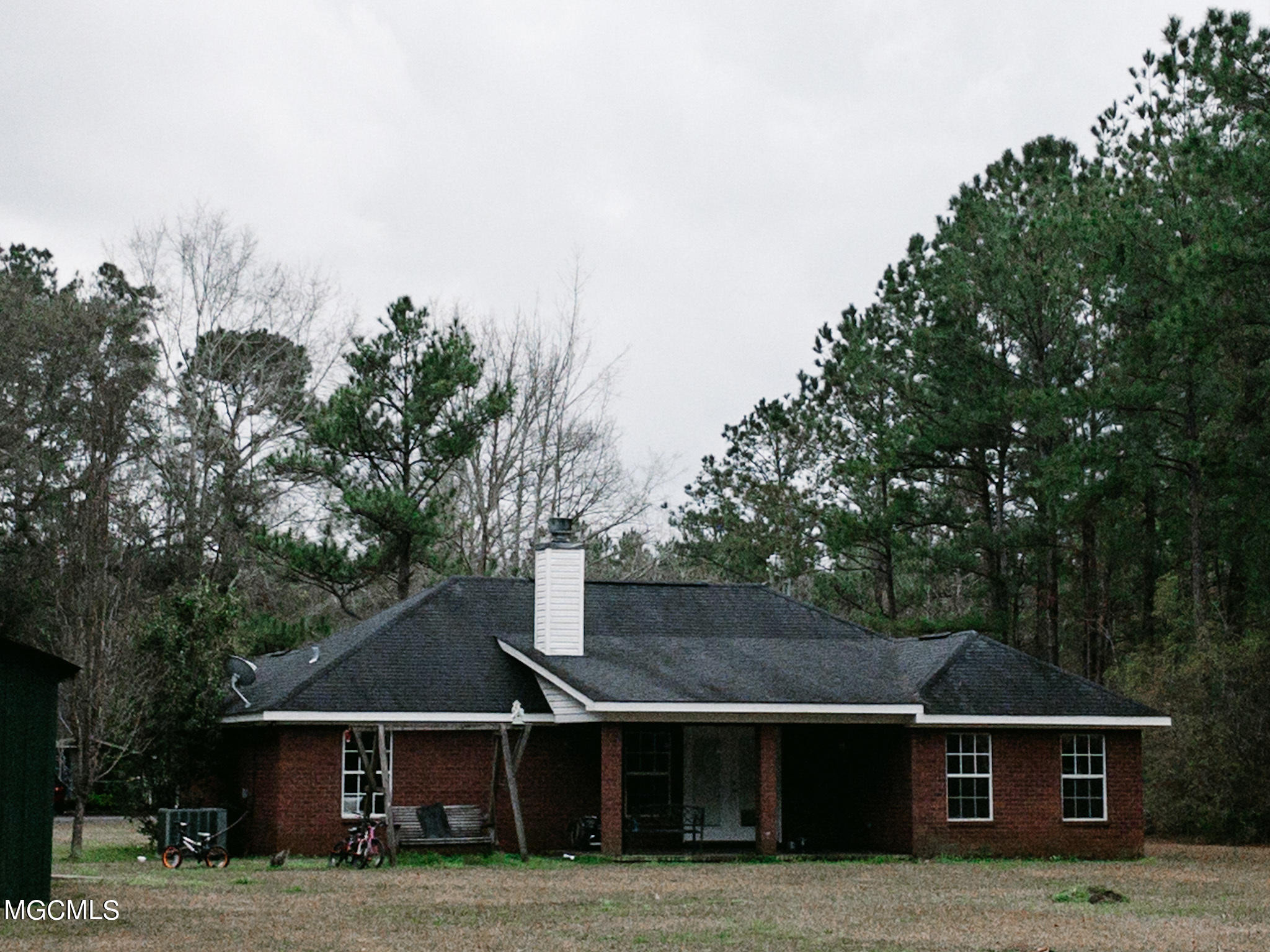 22325 Cap Johnson Road Moss Point, MS 39562 - Photo 7 of 34 21588572-0CF0-4733-91DB-14852169F6C0