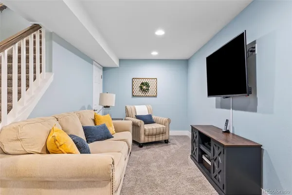 $689,900 | 7172 South Grant Street, Centennial, CO 80122