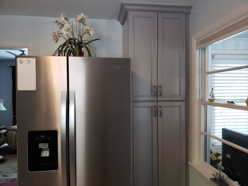 57 Sonia Street Springfield, MA 01119 - Photo 4 of 27 Gallery Image 4