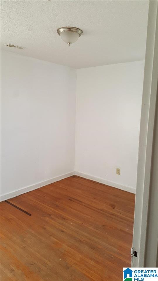 922 22nd Street Southwest Birmingham, AL 35211 - Photo 3 of 7