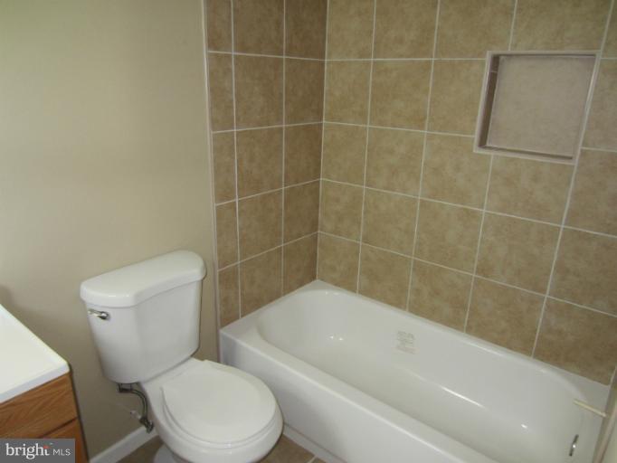 8100 Arrowhead Road Pikesville, MD 21208 - Photo 10 of 19 Bath