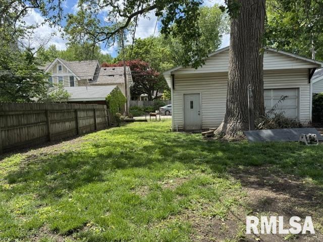 1119 South MacArthur Boulevard Springfield, IL 62704 - Photo 25 of 25