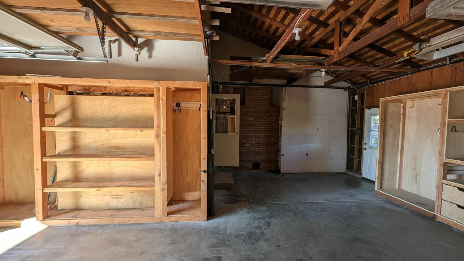 294 West Palm Avenue Reedley, CA 93654 - Photo 18 of 24 Gallery Image 18