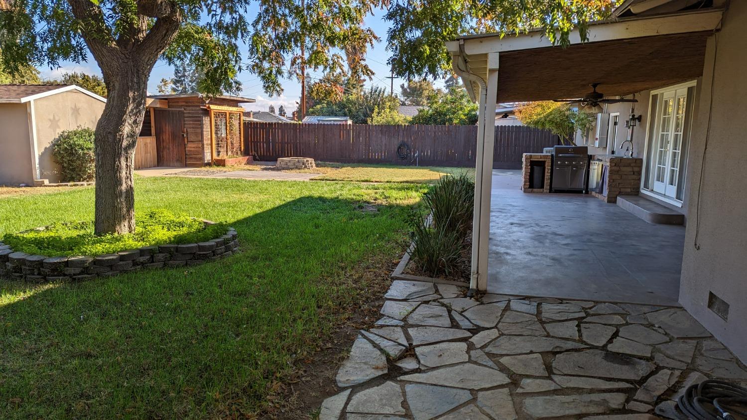 294 West Palm Avenue Reedley, CA 93654 - Photo 19 of 24 Gallery Image 19