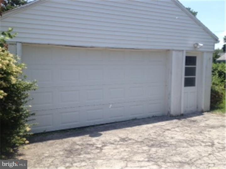 805 North Eagle Road Havertown, PA 19083 - Photo 7 of 25 Garage