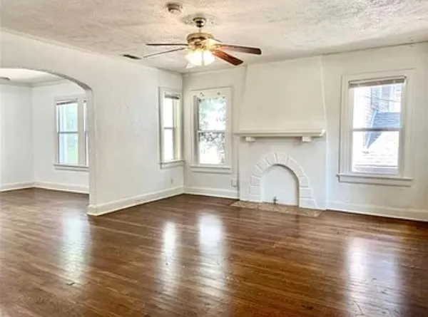 $1,895 | 5946 La Vista Drive, Dallas, TX 75206