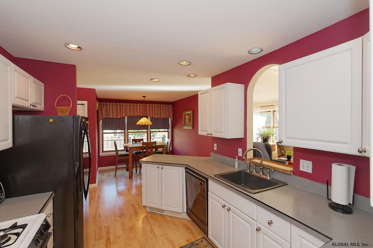 129 Forts Ferry Road Colonie, NY 12110 - Photo 5 of 37 Photo 5