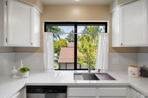 $549,000 | 1755 Novato Boulevard, Unit C21, Novato, CA 94947