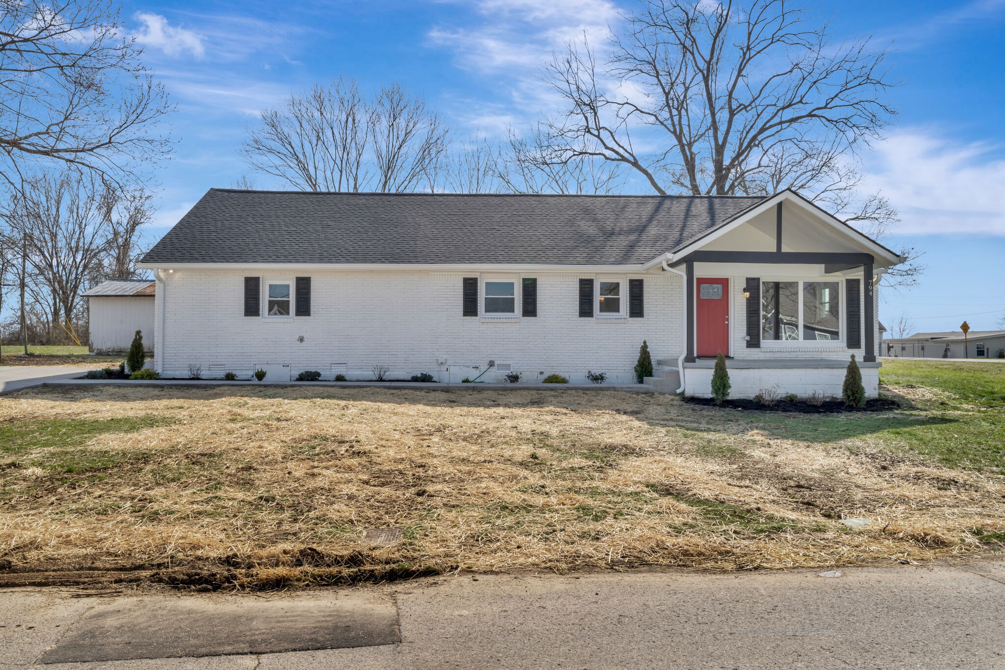 794 20th Avenue West Springfield, TN 37172 - Photo 3 of 34 Gallery Image 3