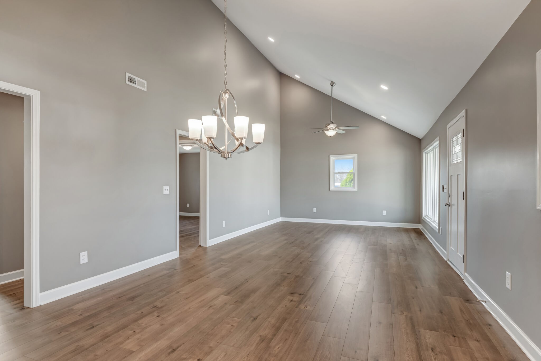794 20th Avenue West Springfield, TN 37172 - Photo 6 of 34 Gallery Image 6