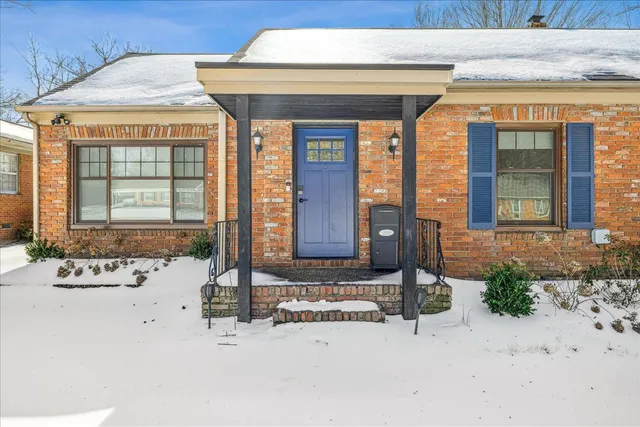 $325,000 | 5395 Laurie Lane, Memphis, TN 38120