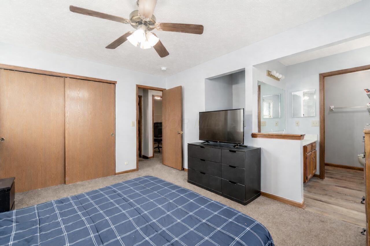 142 Kettering Bend Delaware, OH 43015 - Photo 13 of 22 Primary Bedroom