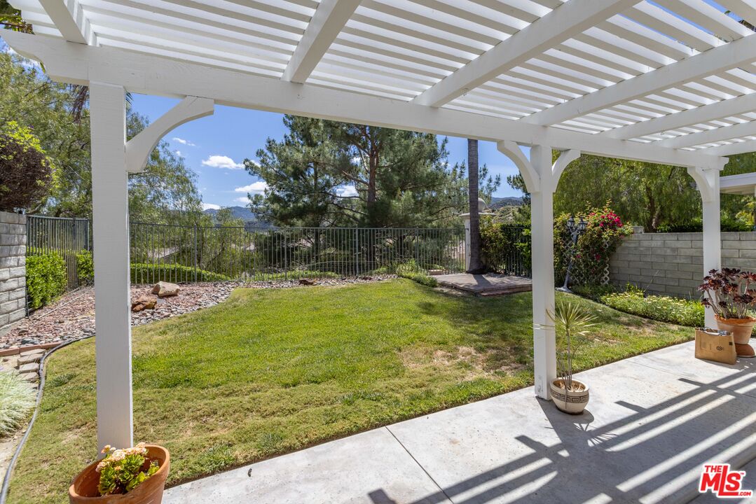 25434 Fitzgerald Avenue Stevenson Ranch, CA 91381 - Photo 22 of 54