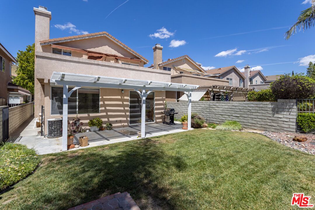 25434 Fitzgerald Avenue Stevenson Ranch, CA 91381 - Photo 24 of 54